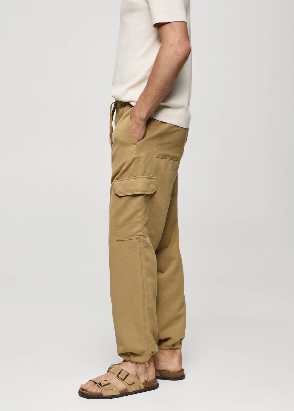Mango Cargohose aus Baumwolle mit Leinen Begrenztes Angebot
