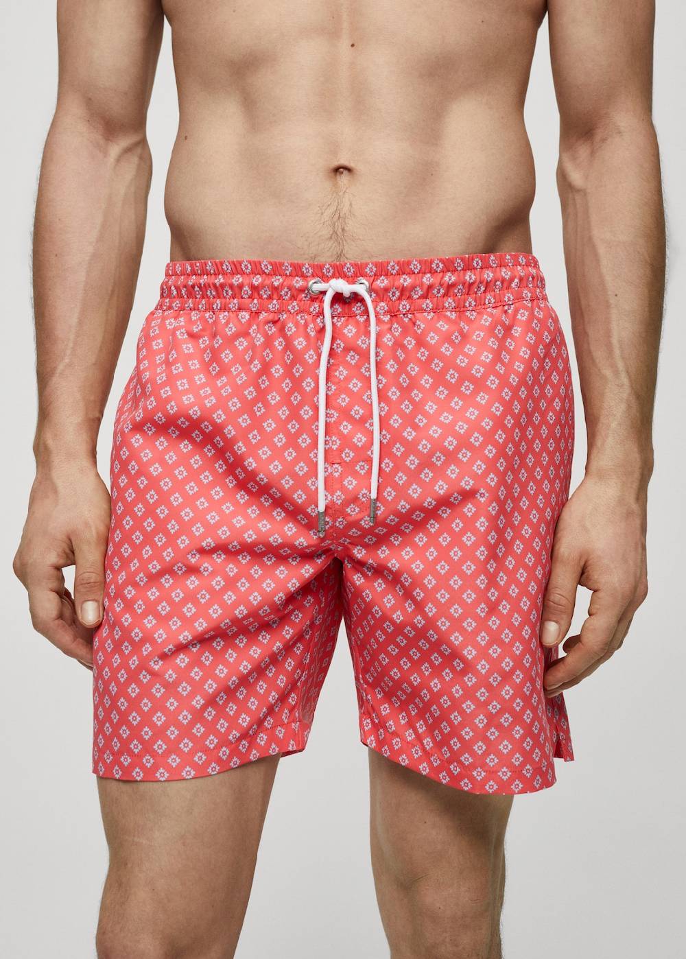 Mango Gemusterte Badeshorts mit Kordelzug Letzter Tag