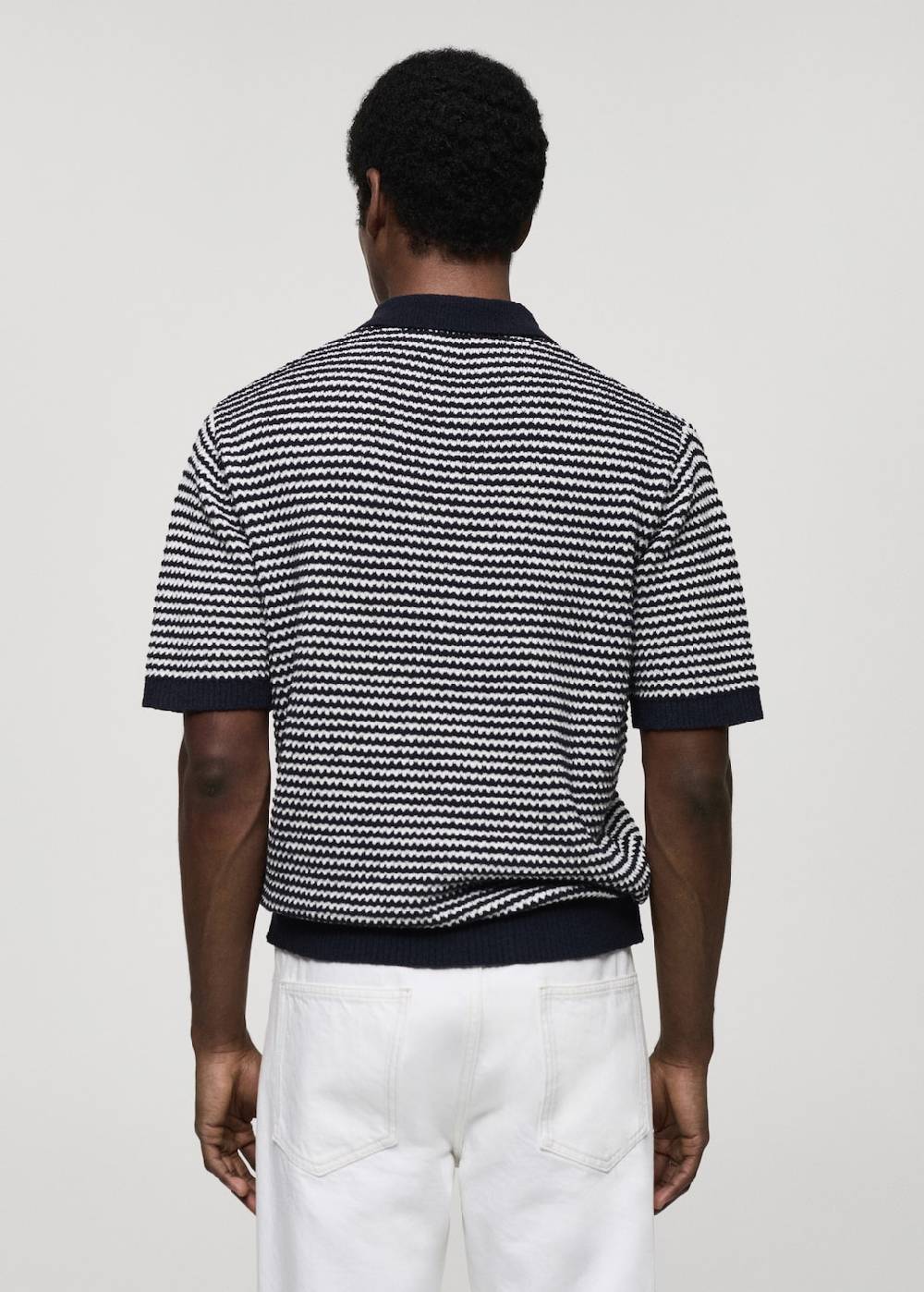 Mango Gestreiftes Stric-Poloshirt mit Kontrastkragen 50% Rabatt mit kostenlosem Versand