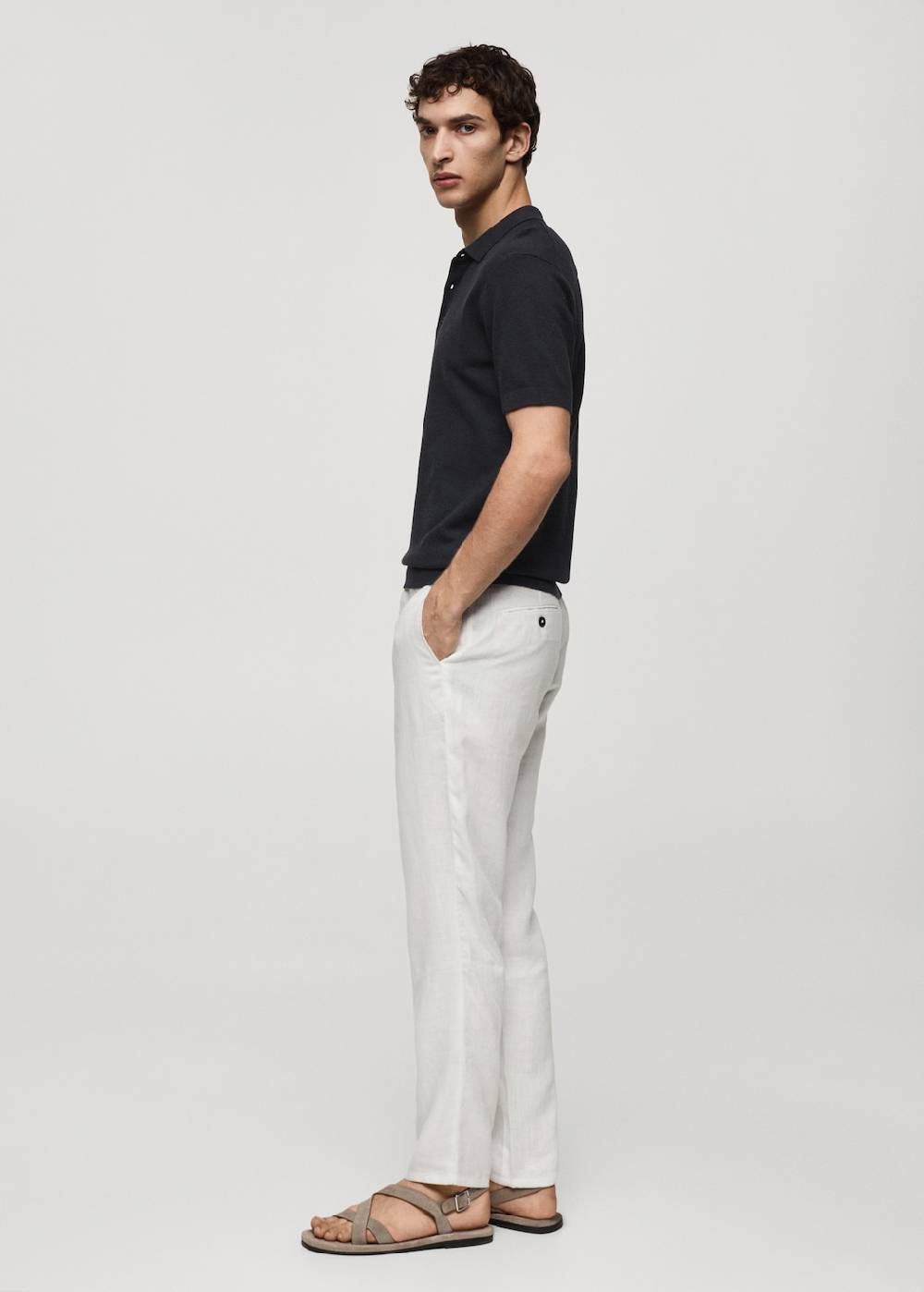 Mango Kurzärmliges Strick-Poloshirt Osterangebot