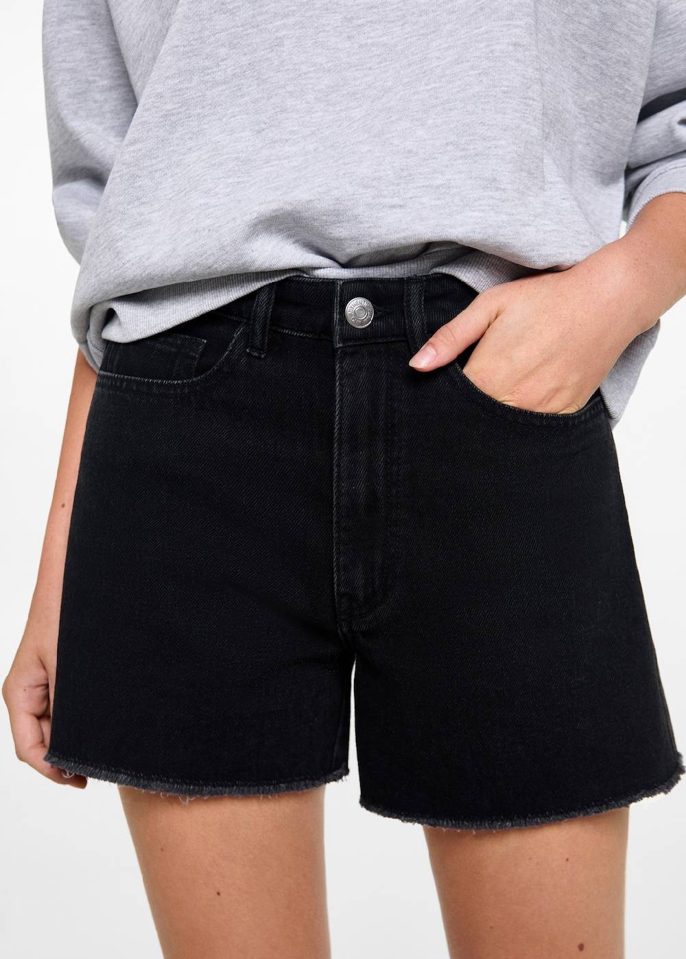 Mango Jeansshorts mit ausgefranstem Saum Tiefpreis