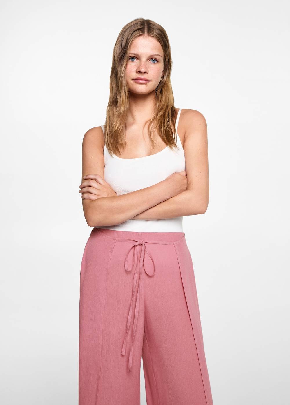 Mango Palazzo-Hose mit Schlitzen Begrenzt auf 3 Tage
