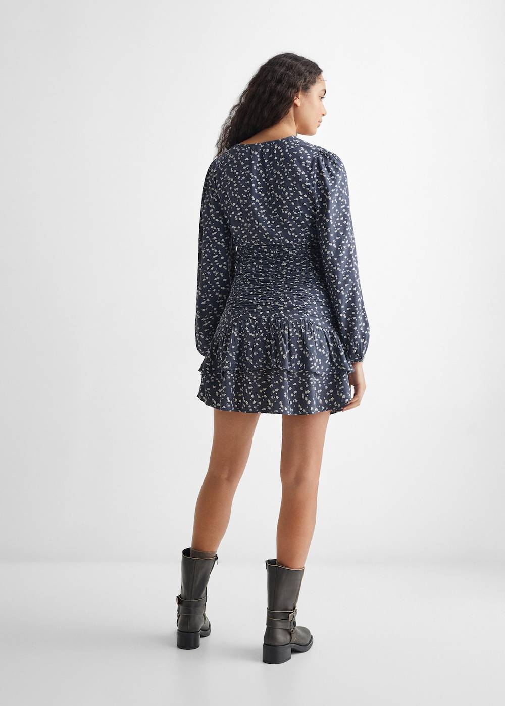 Mango Florales Kleid mit Raffdetails Rabatte dieses Monats