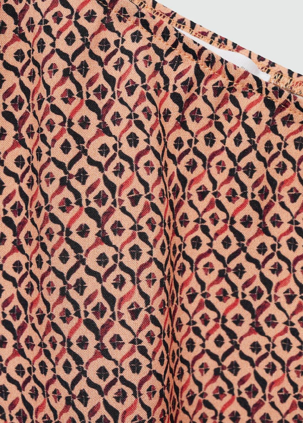 Mango Asymmetrische Bluse mit Motiv Valentinstagsangebot