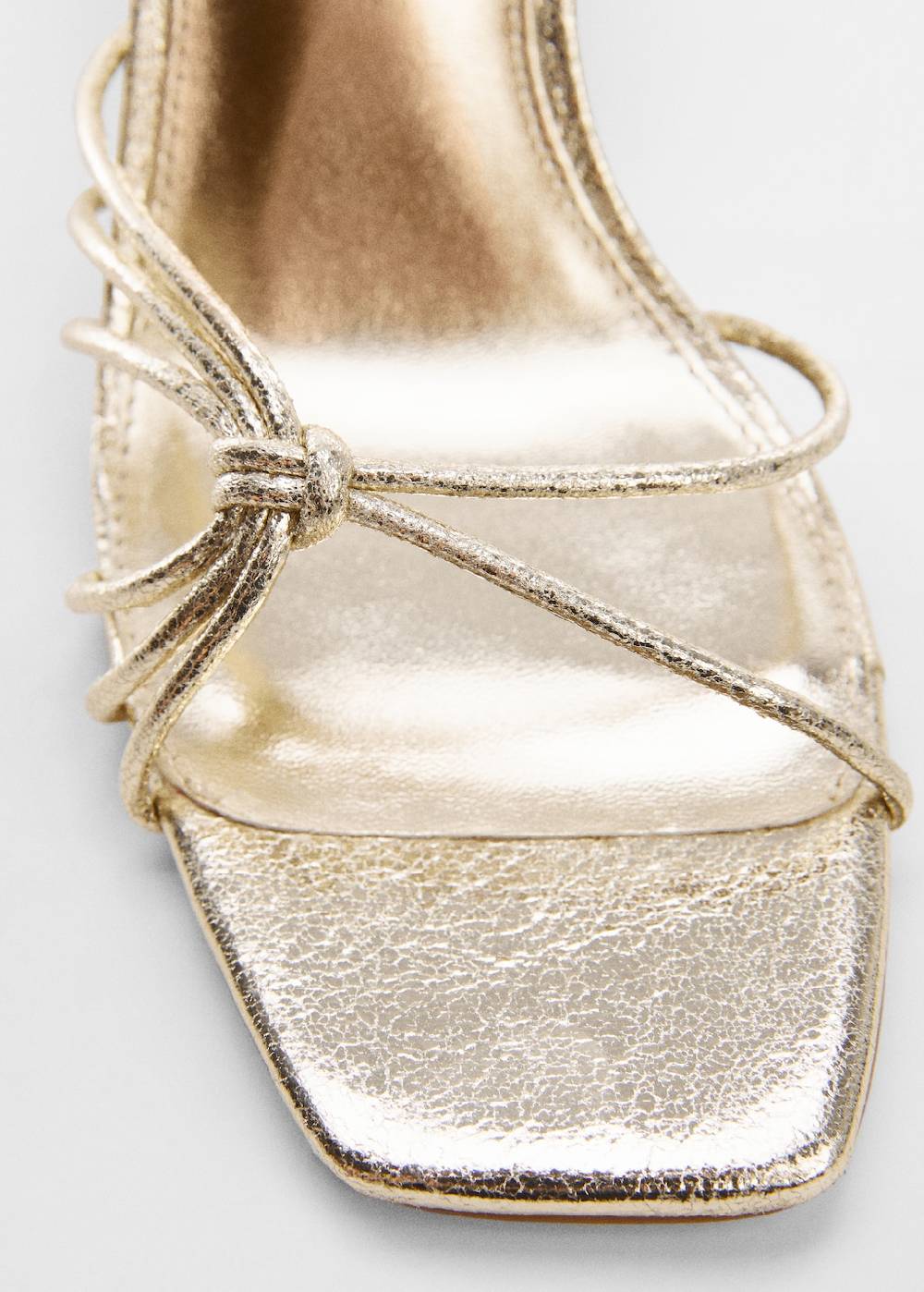 Mango Metallic-Riemchensandale mit Absatz Jubiläumsangebot