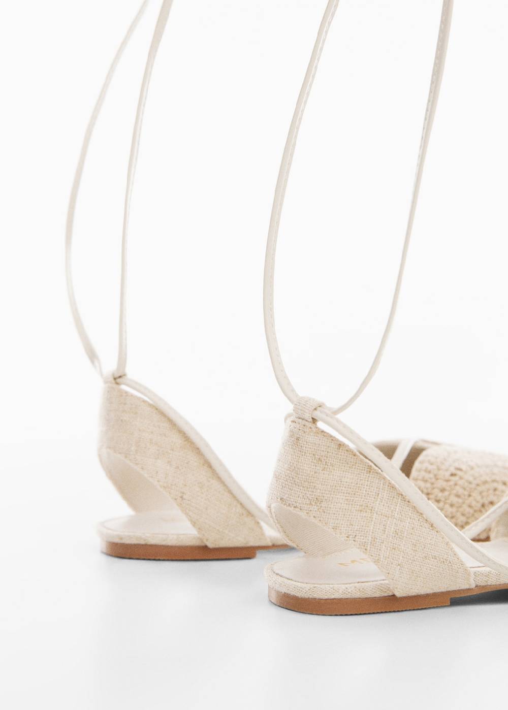 Mango Flacher Riemenschuh Bis zu 60% Rabatt