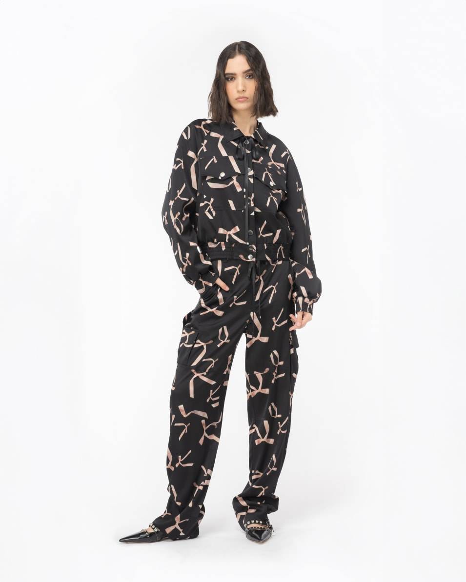 Pinko Bomberjacke aus Satin Schleifchen-Print Reimagine PINKO by Patrick McDowell Neueste Stile