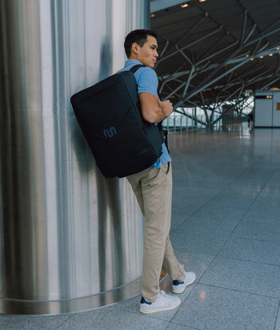 Onemate Travel Backpack Ultimate + Packing Cubes + Toiletry Bag Im Verkauf