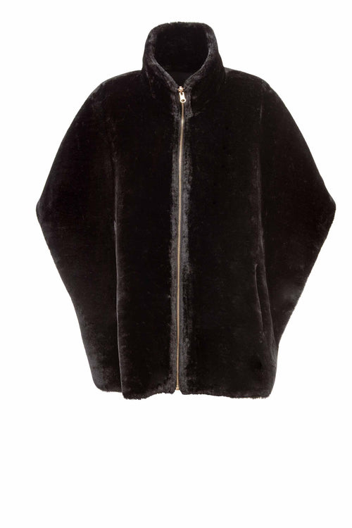 Petite M. Cape zum Wenden in Lammfell Imitat Schwarz Discount Store für neue Produkte