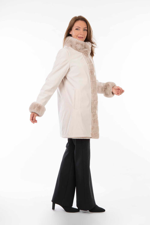 Petite M. Kunstpelz Jacke zum Wenden Creme Super Rabatt