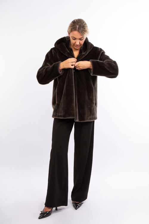 Petite M. Kunstfell Jacke in Dunkel-Oliv Riesige Rabatte