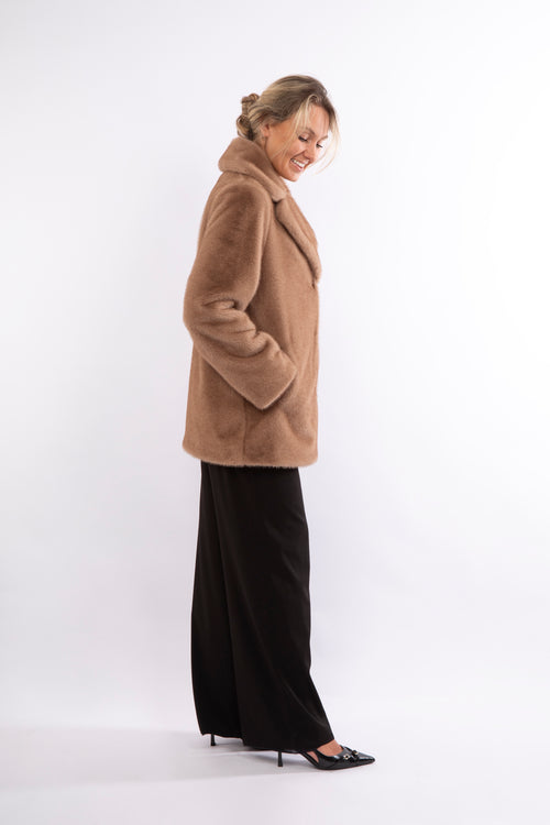 Petite M. Kunstfell Jacke Braun Rabatte dieses Monats
