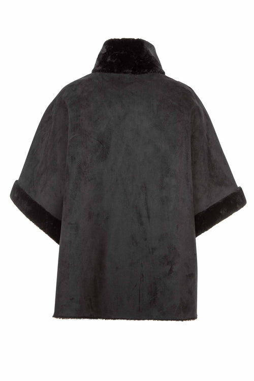 Petite M. Cape zum Wenden in Lammfell Imitat Schwarz Muttertagsangebot