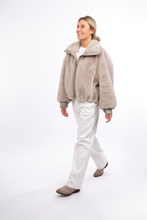 Petite M. Kunstpelz Bomberjacke in Silbergrau Bestseller