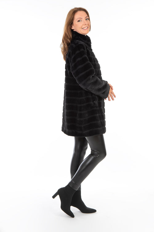 Petite M. Leichte Kunstfell Jacke Schwarz Tägliche Deals