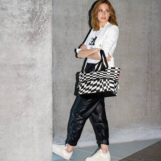 Reisenthel shopper e1 op-art (Damentasche,schwarz) Saisonale Angebote