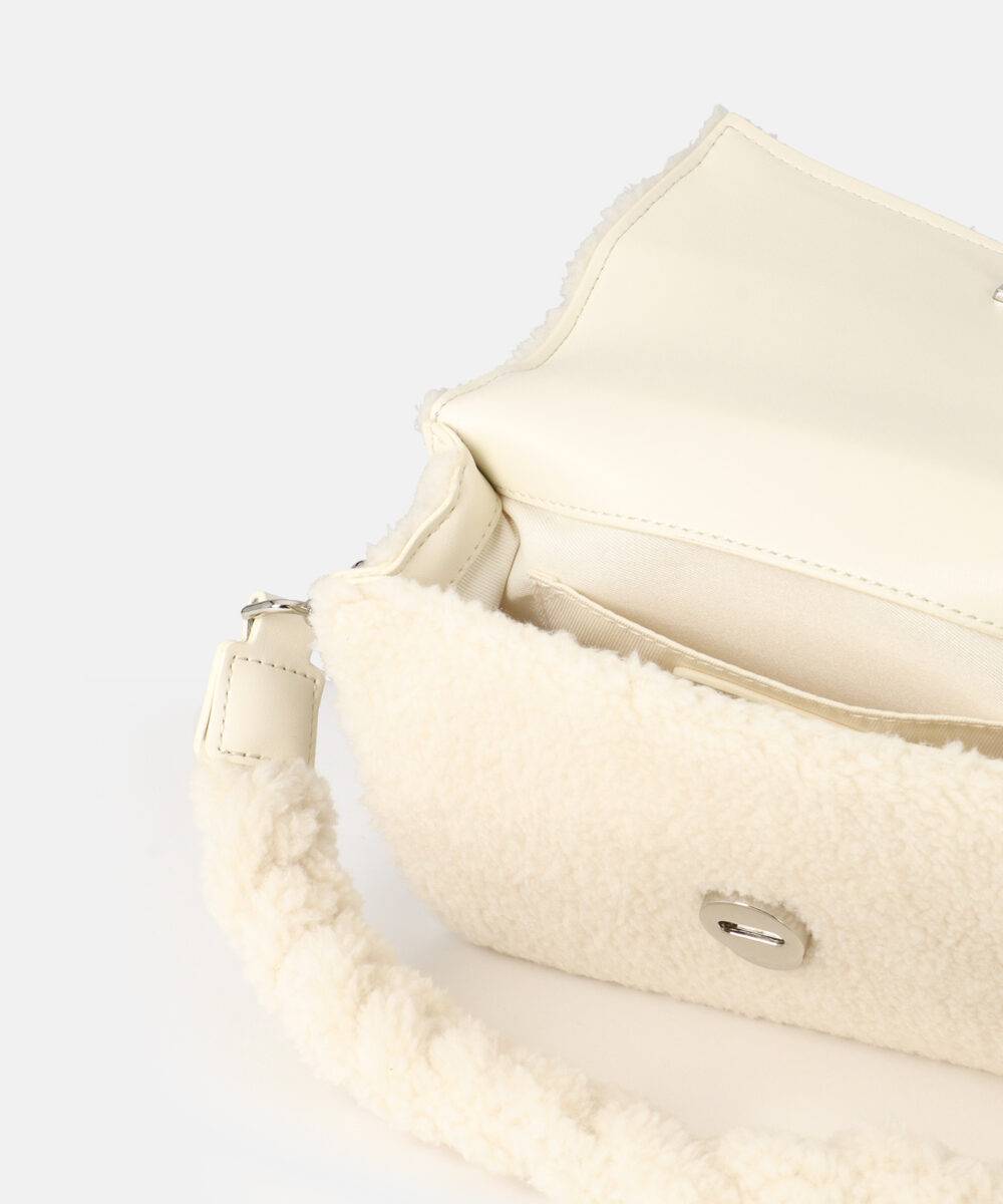 Seidenfelt Hellvi Crossbag with Teddy-Chain Neuheiten