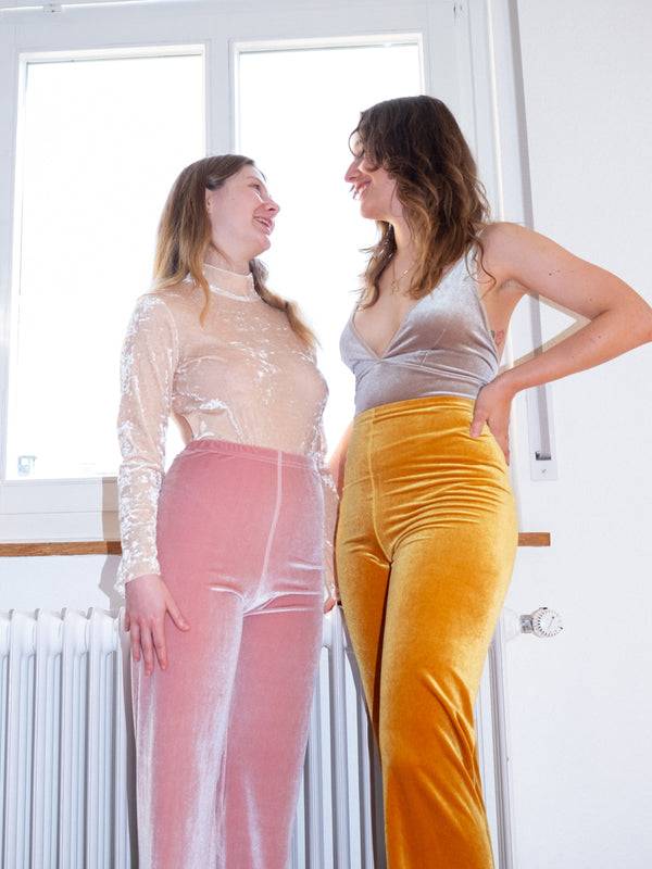 Simone Wild Velvet Wide Leg Pants Angebote