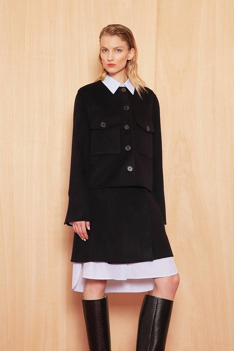 Sly 010 Tailliertes Kleid aus Doubleface Online