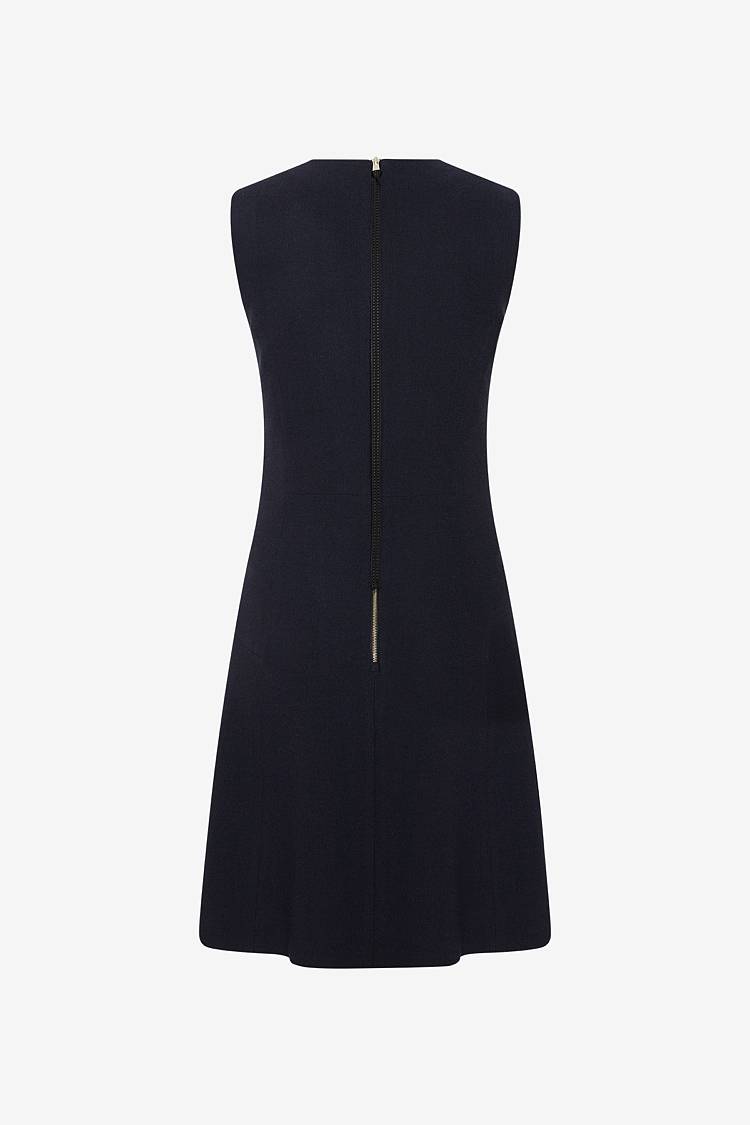 Sly 010 Ärmelloses tailliertes Kleid mit Kellerfalte Sonderangebot der Fabrik