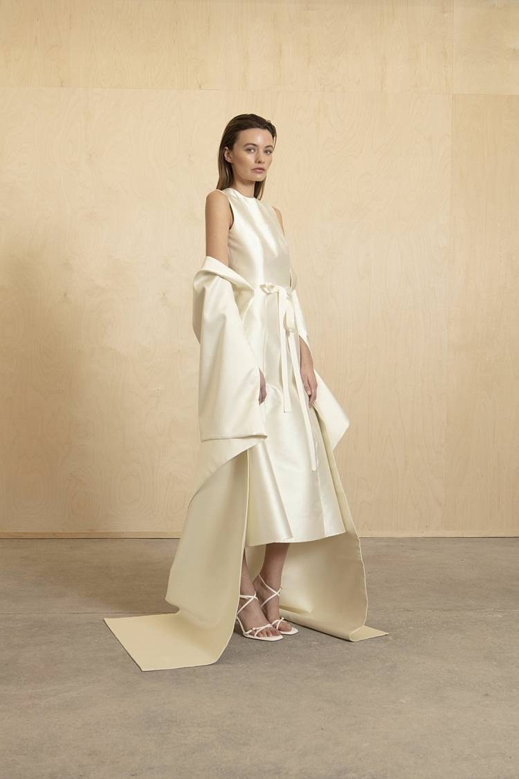 Sly 010 Brautkleid mit Raffungen Kauf eins, bekomm eins gratis