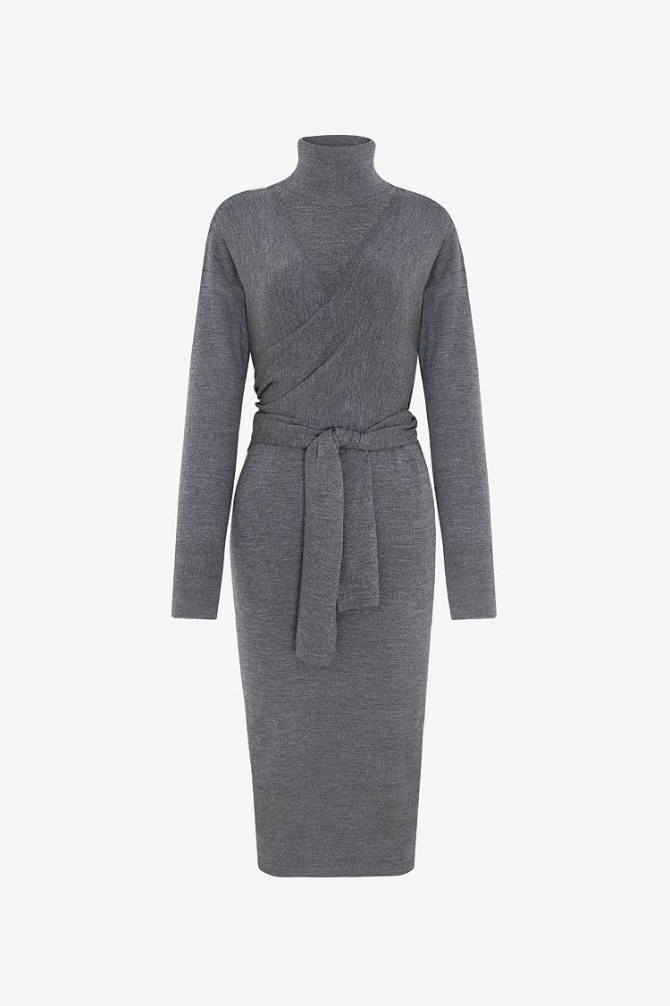 Sly 010 **Strickkleid mit Bindegürtel** Begrenztes Angebot