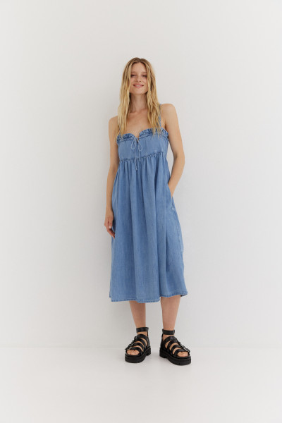 Sosue Dress Laura Denim Begrenzt auf 3 Tage