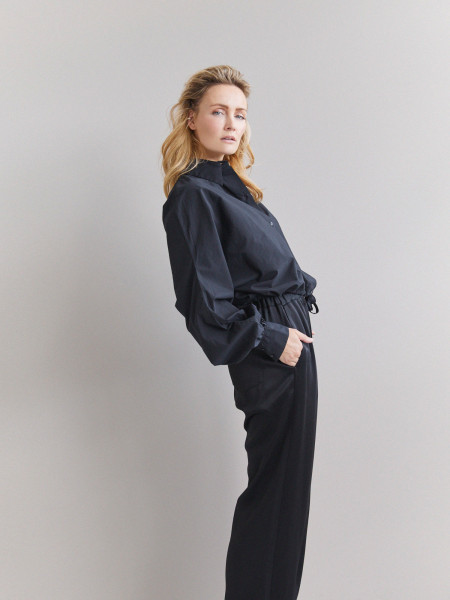 Sosue Bluse Antonia Short Draw String Black Limitierter Zeitrabatt