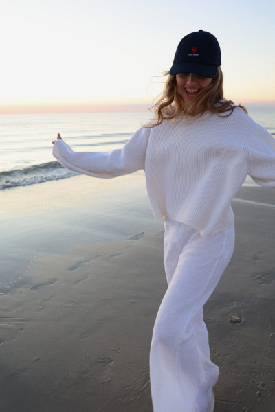Sosue Rip Round Neck Pullover Off White Valentinstagsangebot