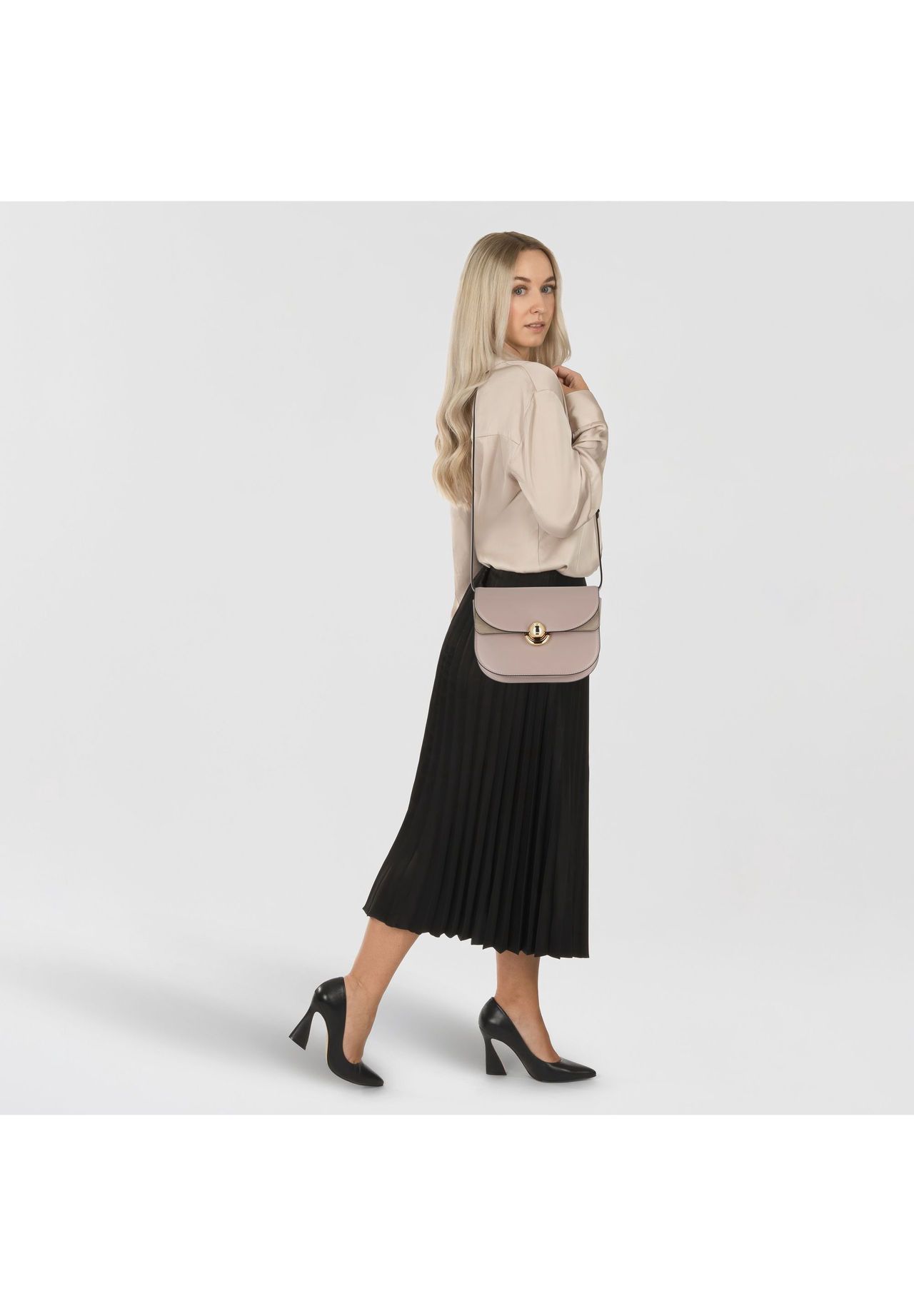 FURLA Sfera Sfera Umhängetasche Leder 21 cm Im Verkauf