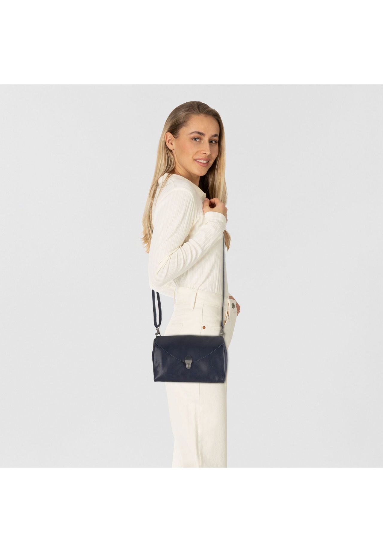 HAROLD'S Aberdeen Aberdeen Umhängetasche Leder 20 cm Speichern exportieren