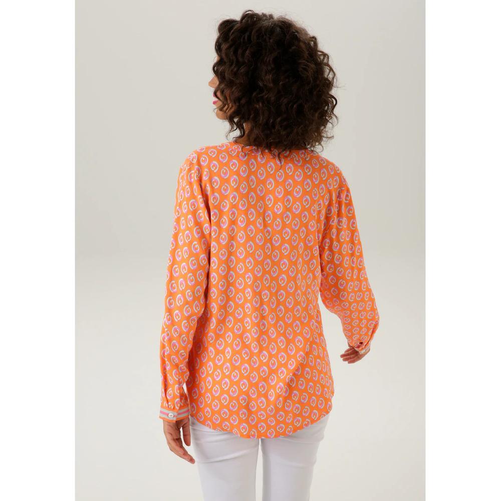 Aniston CASUAL Schlupfbluse mit extravagantem graphischem Druck Weihnachtsangebot