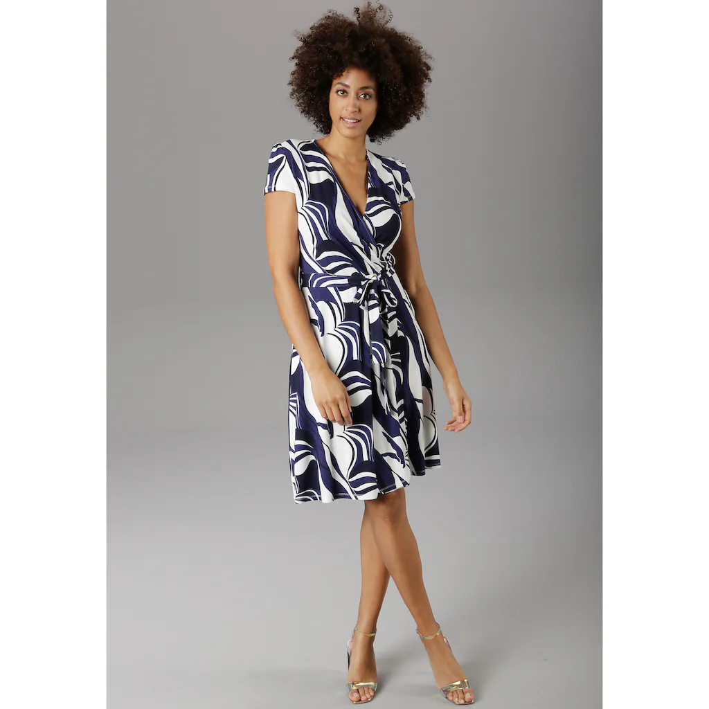 Aniston SELECTED Sommerkleid mit grafischem Druck Vatertagsangebot