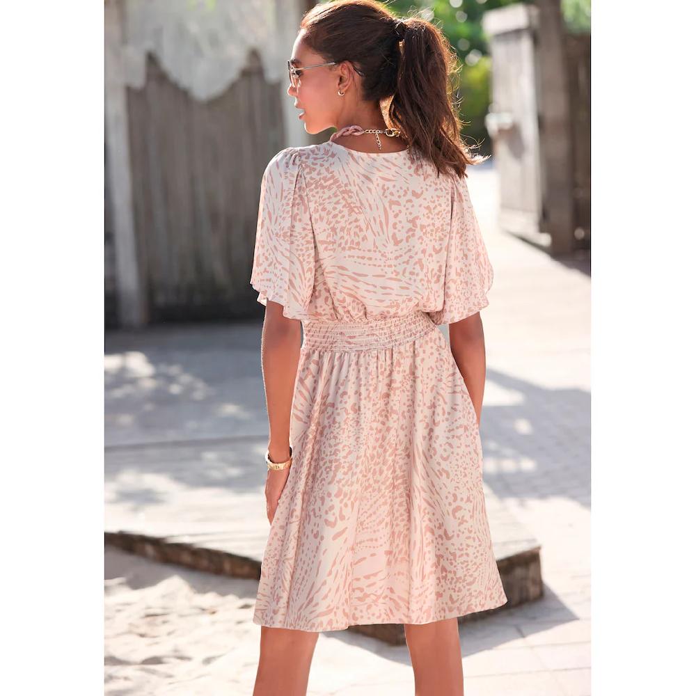LASCANA Sommerkleid mit Animalprint und Fledermausärmeln Satinoptik elastisch Online Outlet