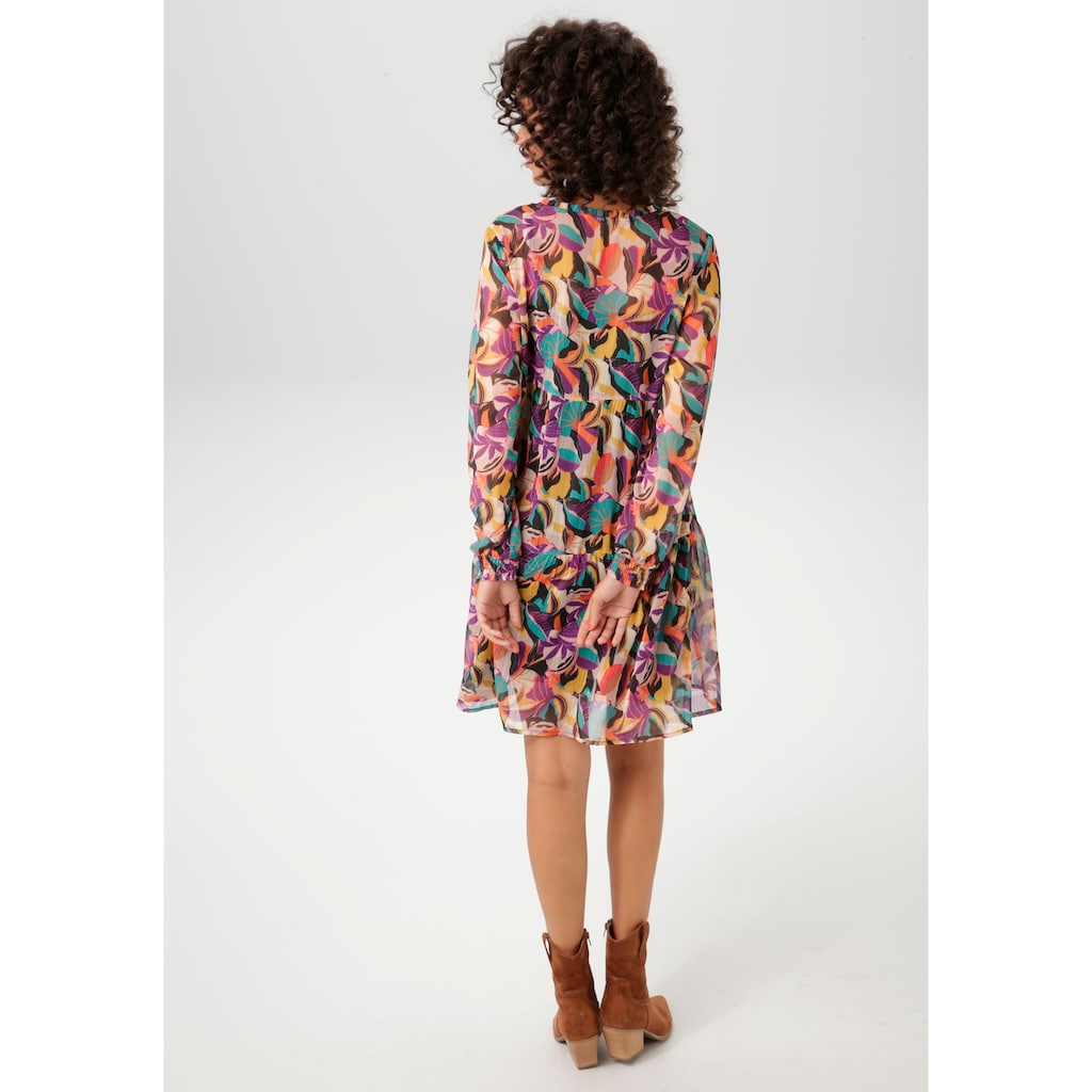 Aniston CASUAL Blusenkleid (mit Jersey-Unterkleid) mit farbenfrohen extravaganten Blättern bedruckt - NEUE KOLLEKTION Top Angebot